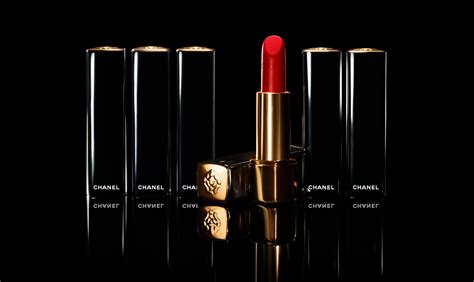 chanel barra labios|Pintalabios de CHANEL: toda la Colección de Barras de Labios.